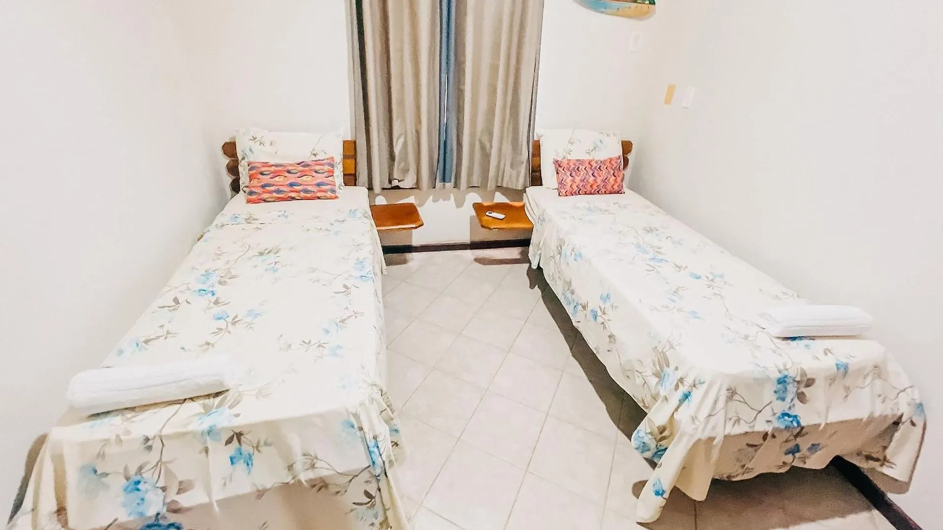 펜션 Aptos Com 3 Quartos Sendo 1 Suite, No Residencial Lacorte, Condominio Com Piscina, Area Gourmet Localizado A Poucos Metros Da Praia De Taperapua 포르투세구로